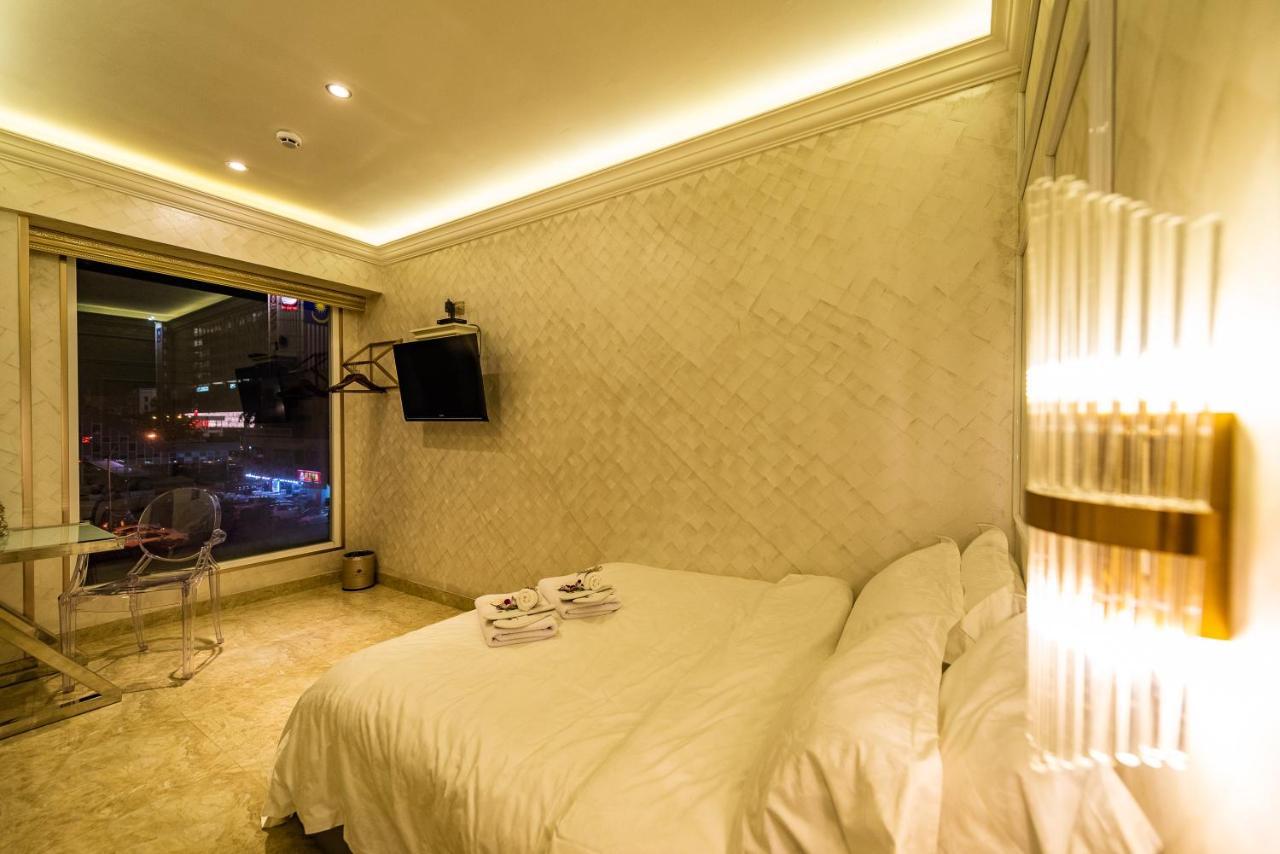Ac Residence - Behind Cititel Hotel 코타키나발루 외부 사진