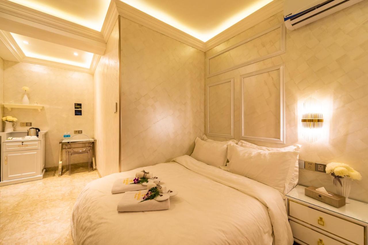 Ac Residence - Behind Cititel Hotel 코타키나발루 외부 사진