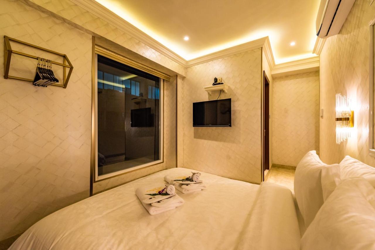 Ac Residence - Behind Cititel Hotel 코타키나발루 외부 사진