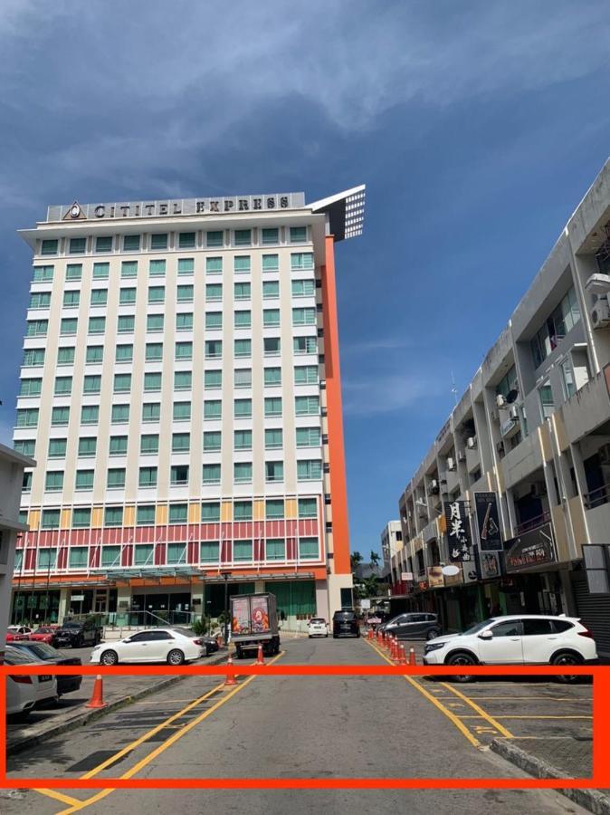 Ac Residence - Behind Cititel Hotel 코타키나발루 외부 사진